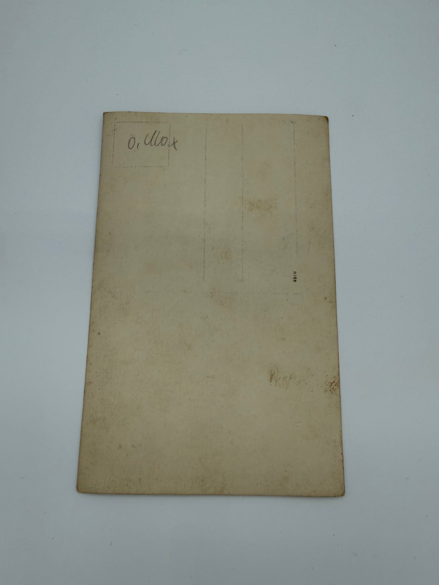 Porträt eines k.u.k. Soldaten im Freien, um 1915