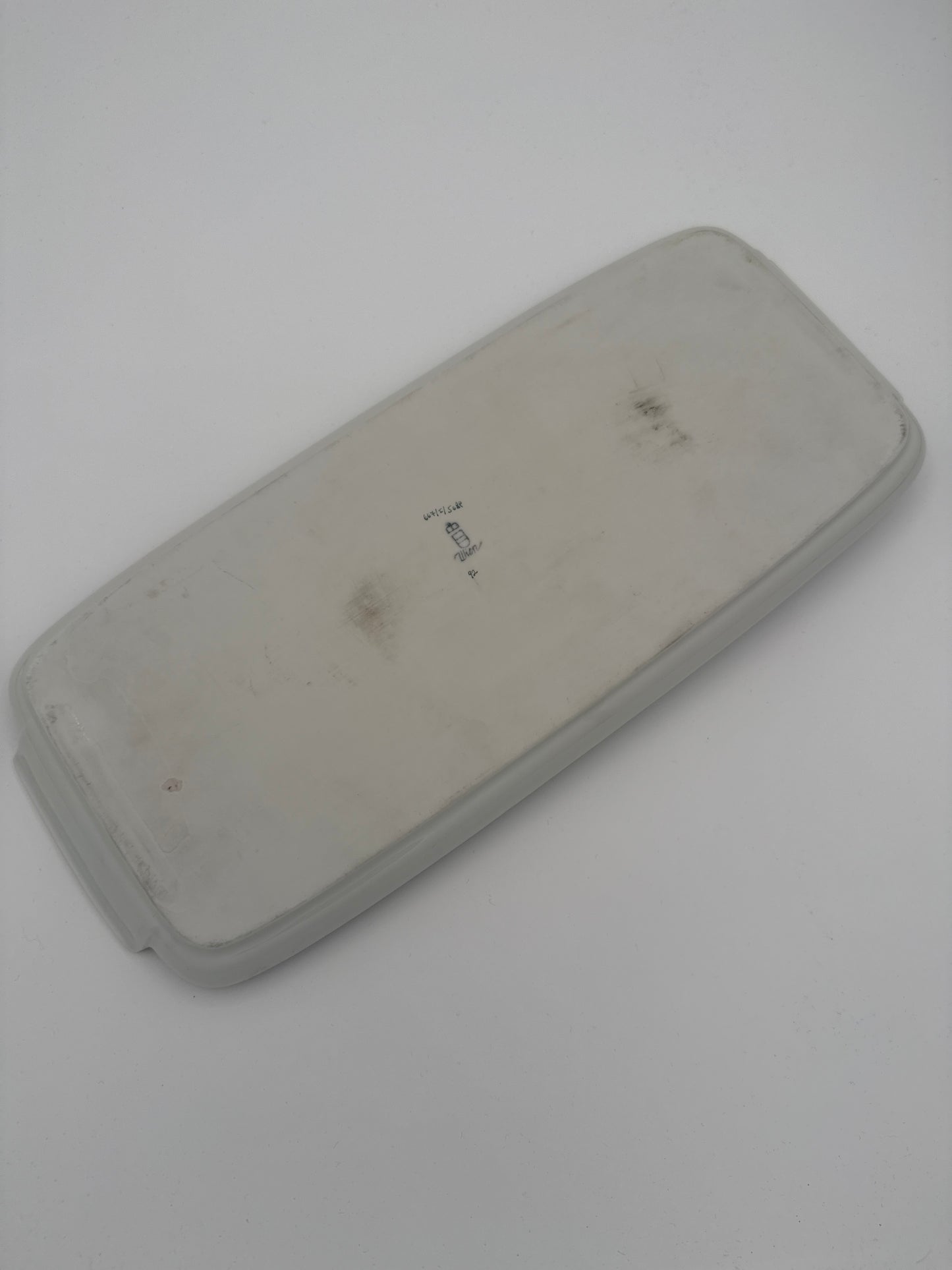 Augarten Wien – rechteckige Servierplatte „Wiener Rose“ mit grünem Randdekor