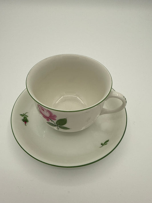 Augarten Wien – Teetasse mit Untertasse „Wiener Rose“ mit grünem Randdekor