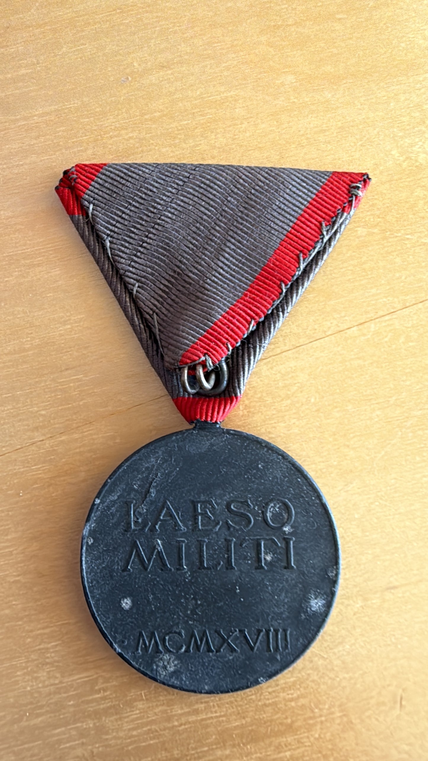 Verwundetenmedaille Karl einmalig am Band
