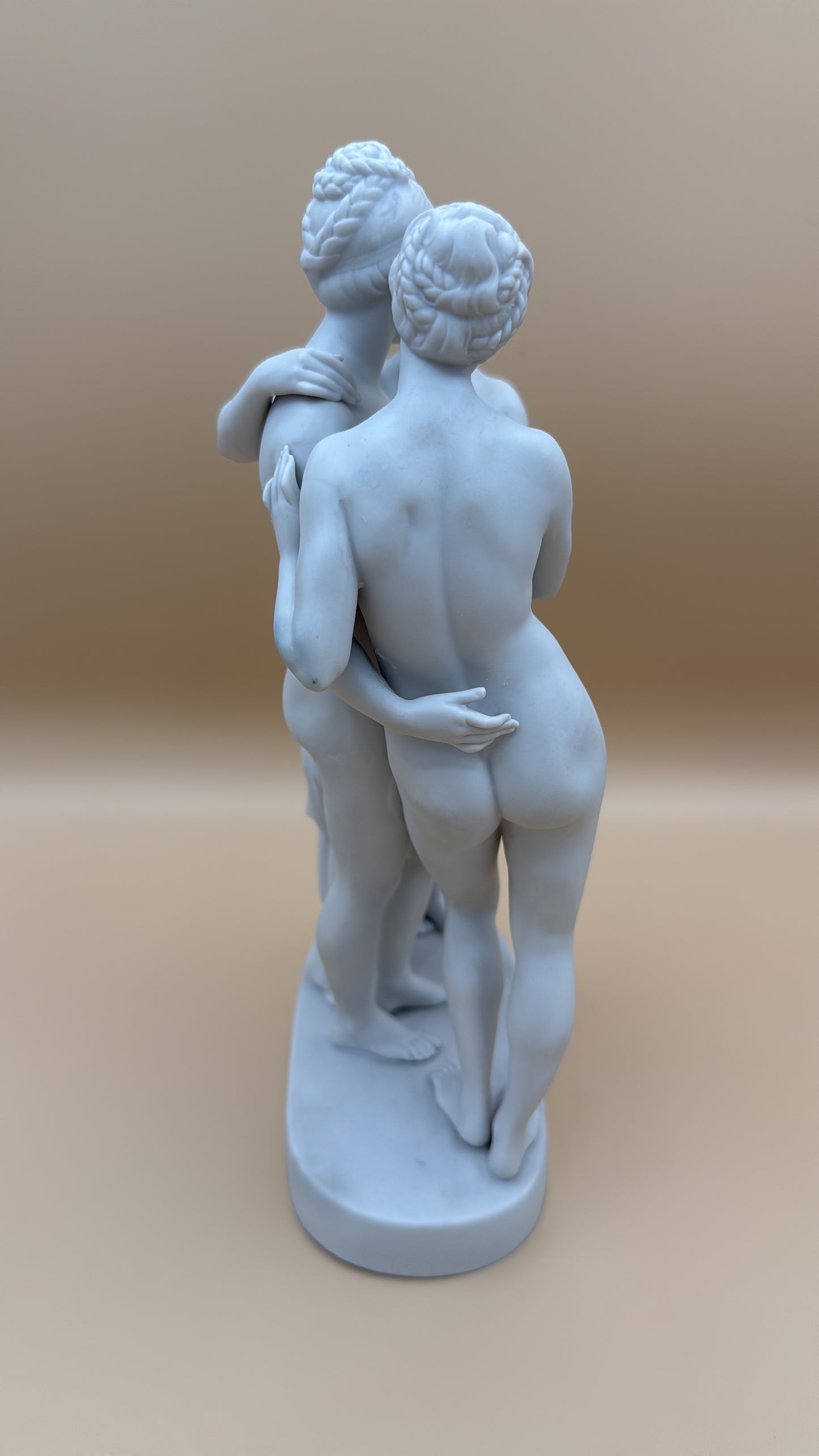 Die drei Grazien, Hertwig, Katzhütte, Biskuitporzellan, Höhe 22,5 cm, Pressmarke