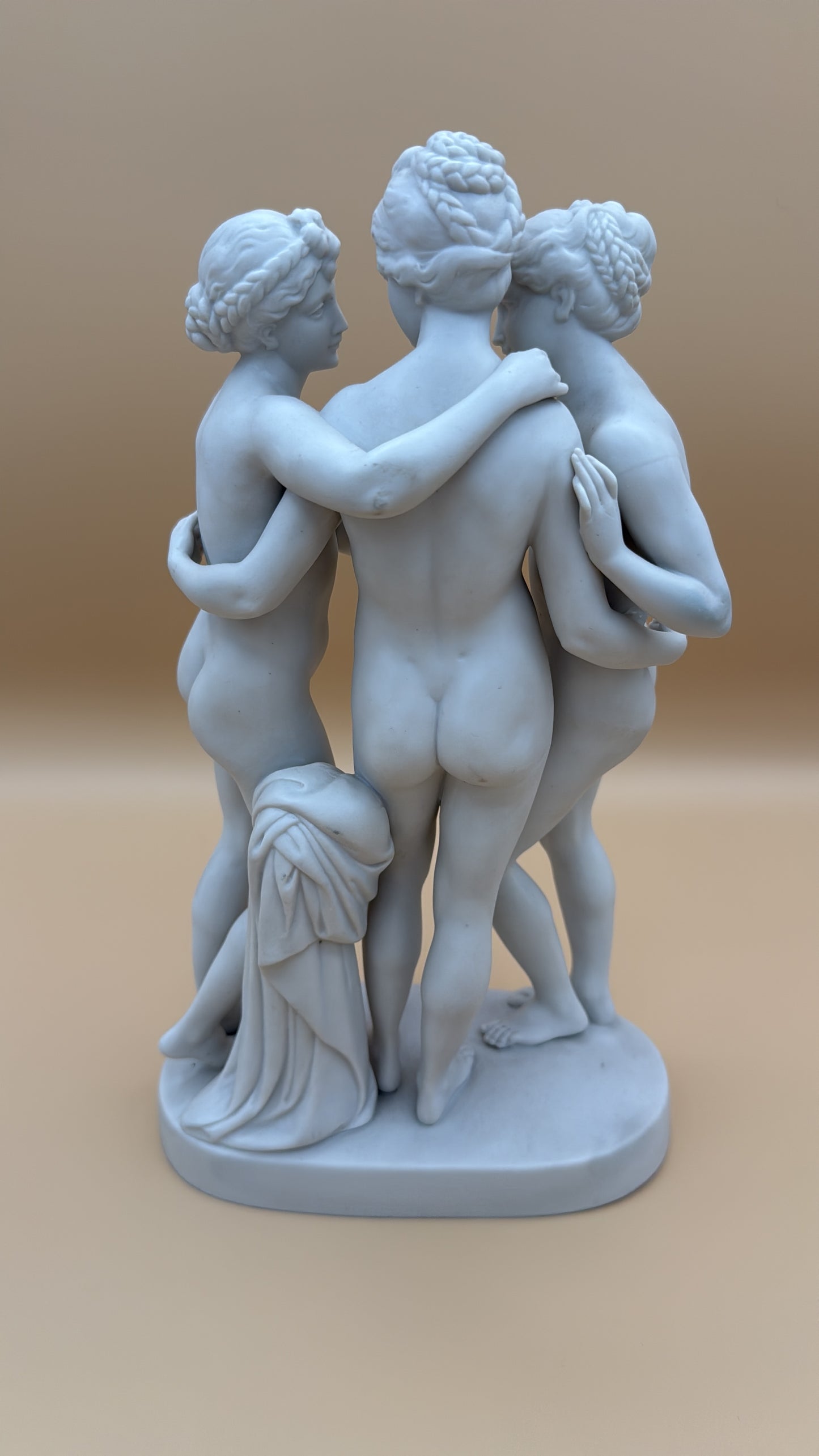 Die drei Grazien, Hertwig, Katzhütte, Biskuitporzellan, Höhe 22,5 cm, Pressmarke