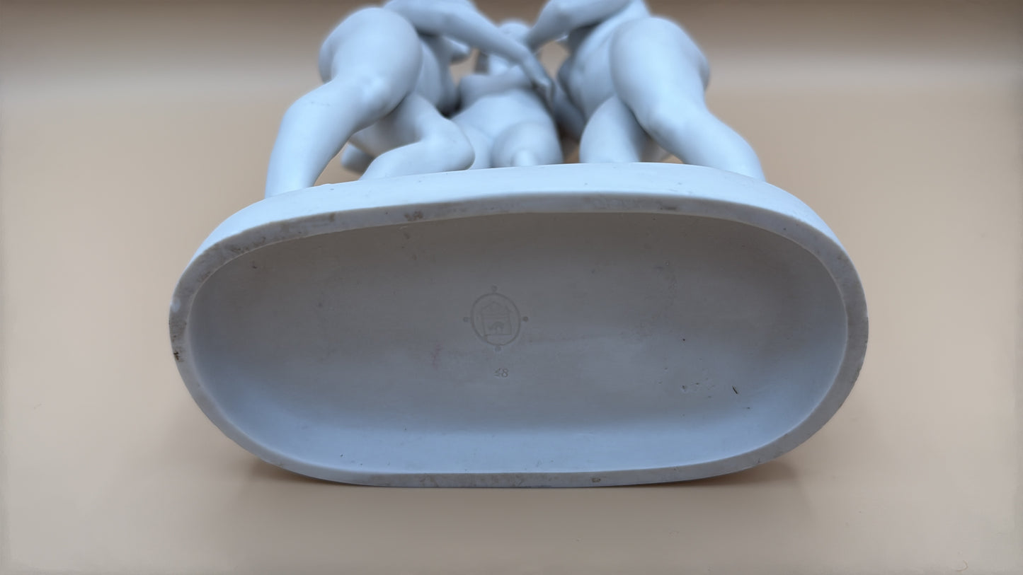 Die drei Grazien, Hertwig, Katzhütte, Biskuitporzellan, Höhe 22,5 cm, Pressmarke